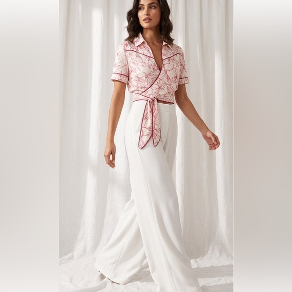 Etiquette Clothiers Red and Cream Floral Top - Picture 10 of 10